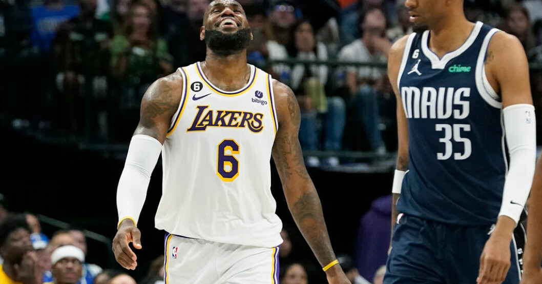 LeBron James skadades under matchen i Dallas i helgen. Lakers jagar slutspelsplats utan LeBron James