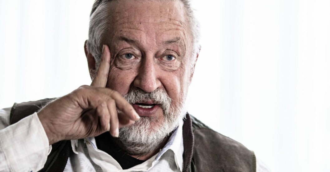 Leif GW Persson. Leif GW Persson med vit skjorta