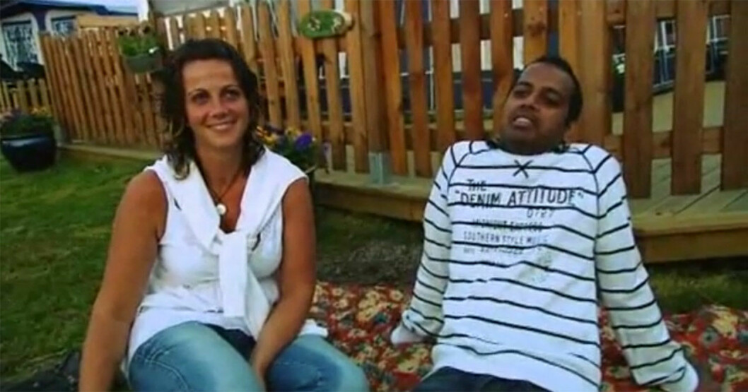 Lenita och Tidaholms-Tony i Ensam mamma söker 2007. <strong>Foto: TV3</strong>. Lenita Colley och Tony Andersson i Ensam mamma söker 2007.