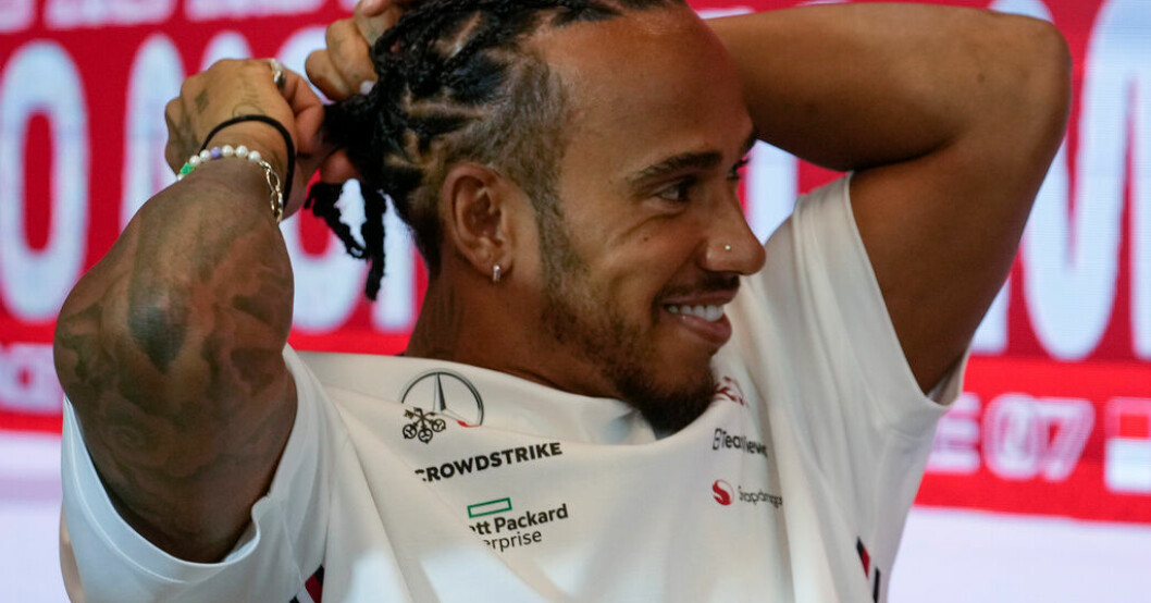 Lewis Hamilton är nöjd med både att nya kontraktet snart är klart och att uppdateringen av bilen är på plats. Hamilton: "Har inte pratat med annat stall"