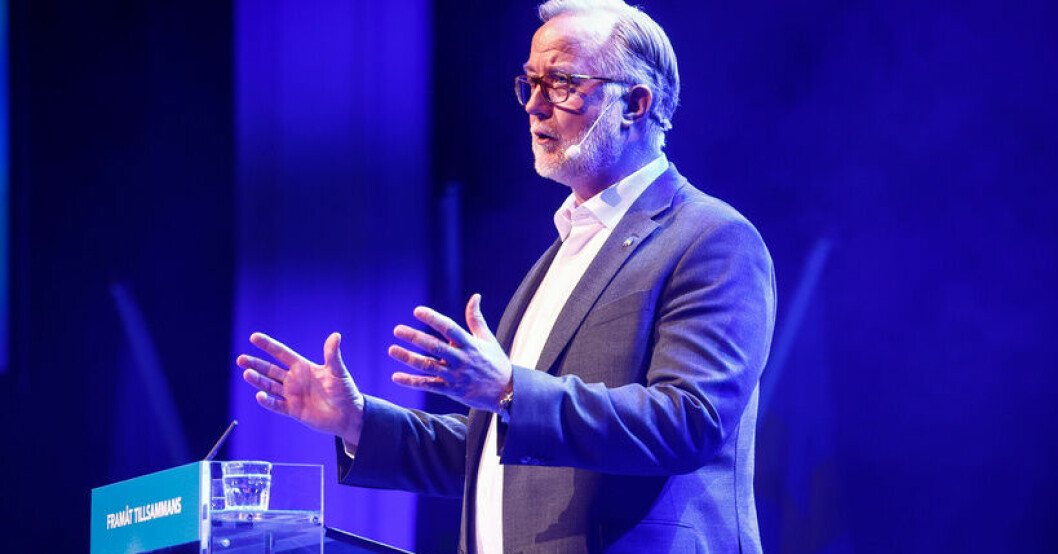 Liberalernas partiledare Johan Pehrson talar då partiets riksmöte inleds i Linköping på lördagen. L:s klimatpolitik ska gå hem i stugorna