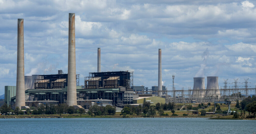 Liddell Power Station, till vänster, nära Muswellbrook i östra Australien. Arkivbild. Australiens äldsta kolverk stängt