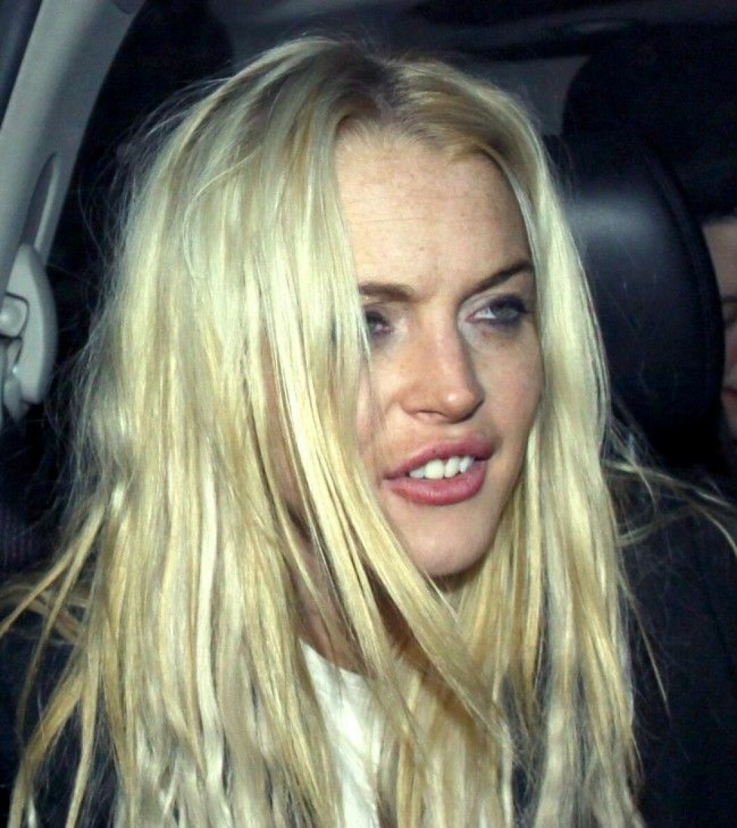 Lindsay Lohan har en tendens att hamna i trubbel. Lindsay Lohan har en tendens att hamna i trubbel.