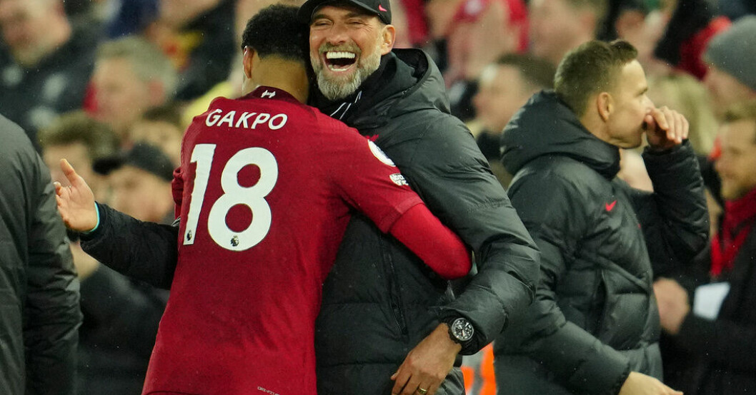 Liverpools manager Jürgen Klopp kramar om Cody Gakpo. Liverpool krossade Manchester United med 7–0. Historisk målfest: Liverpool gjorde 7–0 på United