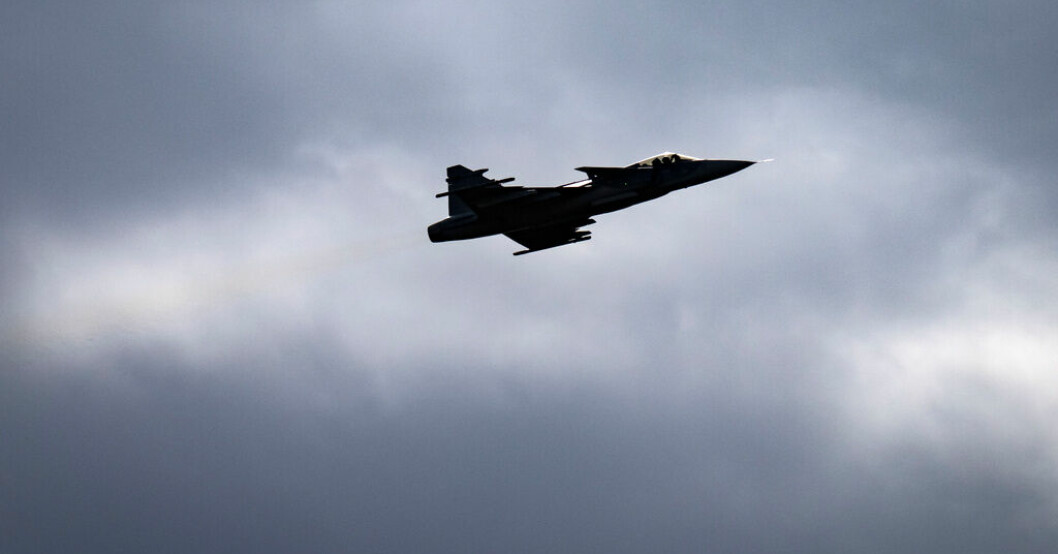 Ljudbang från en flygövning med stridsplan är den troliga orsaken till de skakningar som förutom på danska Bornholm kändes i södra Sverige i helgen. Arkivbild. Flygövning troligen bakom mystiska skakningar