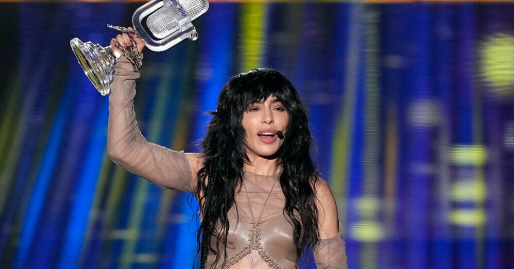 Loreen efter segern i Eurovision den 13 maj. Loreen brittisk singeltvåa