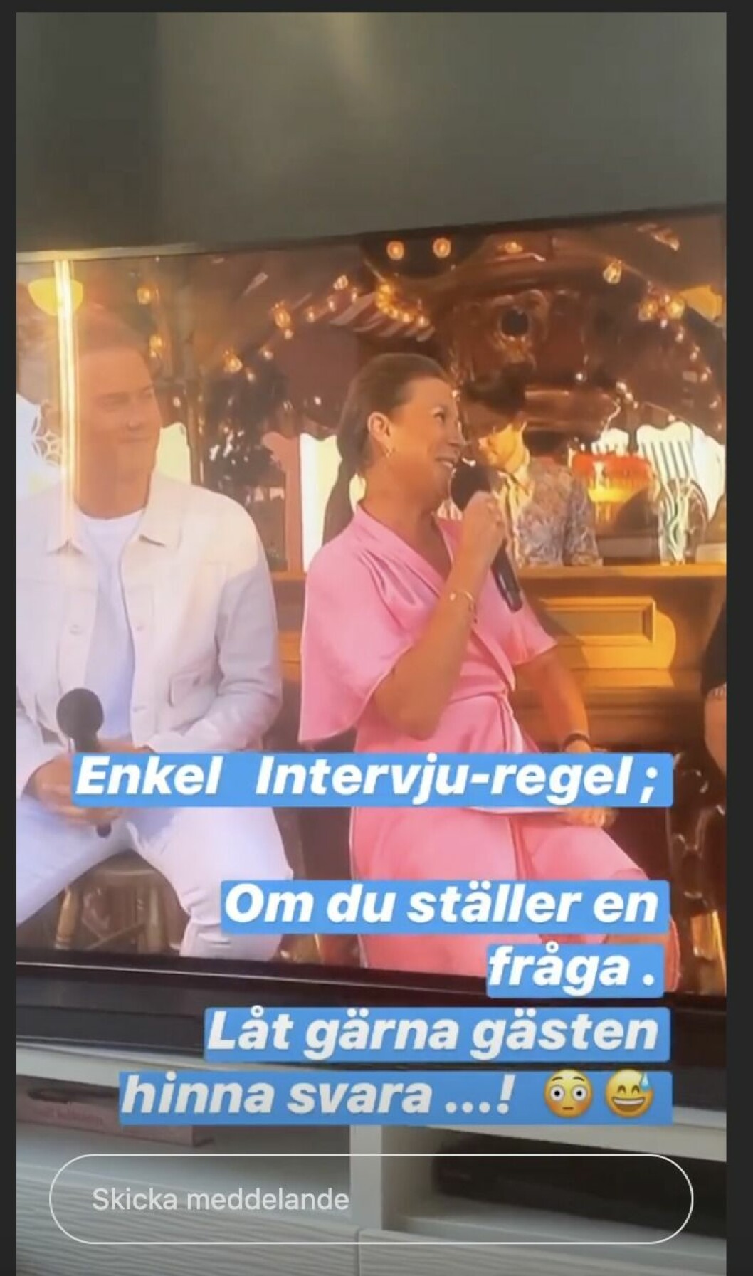 Pernilla Wahlgren skickar en syrlig passning till Lotta på Liseberg-programledaren. Pernilla Wahlgren om Lotta på Liseberg