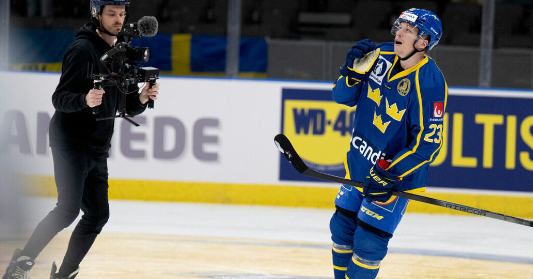 Lucas Raymond firar sitt premiärmål i Tre Kronor. Debutanten slog till ytterligare en gång och blev tvåmålsskytt i segern över Schweiz. Raymond tvåmålsskytt i Tre Kronor-debuten