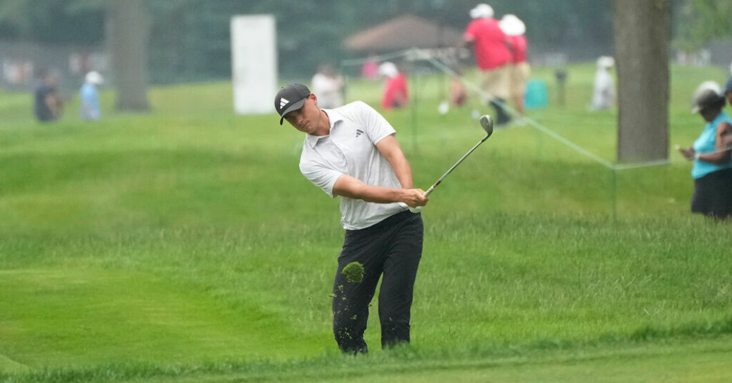 Ludvig Åberg föll från tredje till delad 26 plats efter tredje rundan i PGA-tourtävlingen i Detroit. Ludvig Åberg tappade på tredje rundan