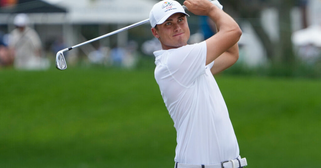 Ludvig Åberg under sista rundan i Orlando. Amatören bäste svensk på PGA-touren