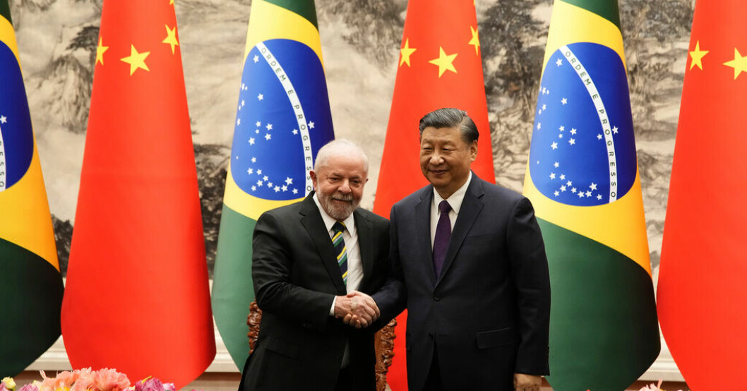 Lula da Silva besökte nyligen Kina och president Xi Jinping. Arkivbild Lula vill medla i kriget med G20 som förebild