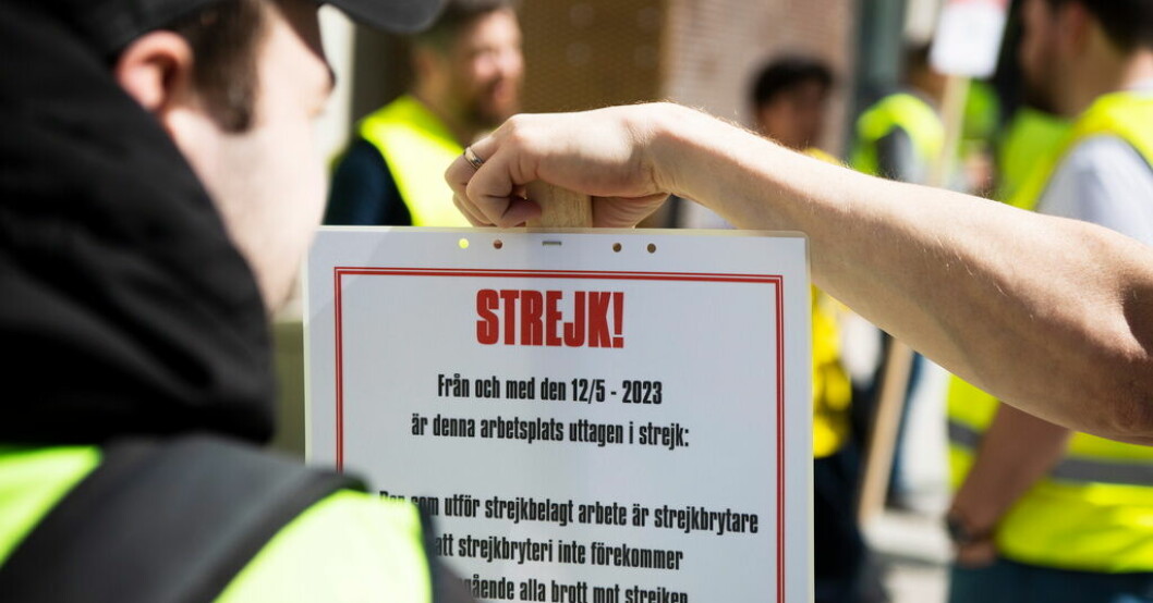 Målarstrejken som inleddes i fredags är avblåst. Arkivbild. Målarna kan börja måla igen – strejken över