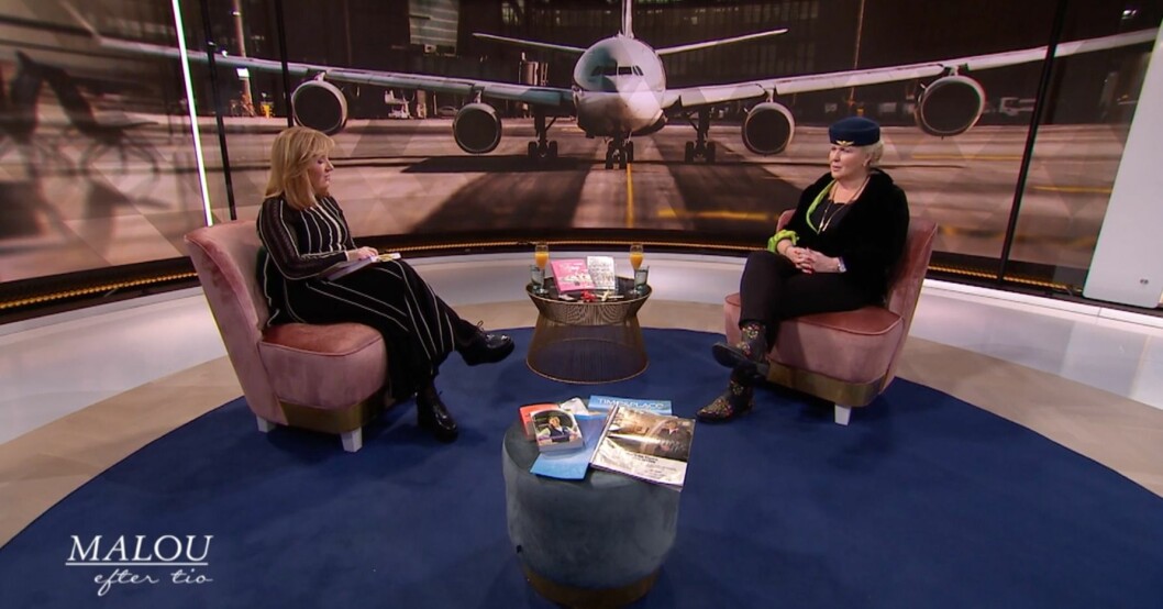 Malou gästas av flygvärdinnan Åsa Löthman.