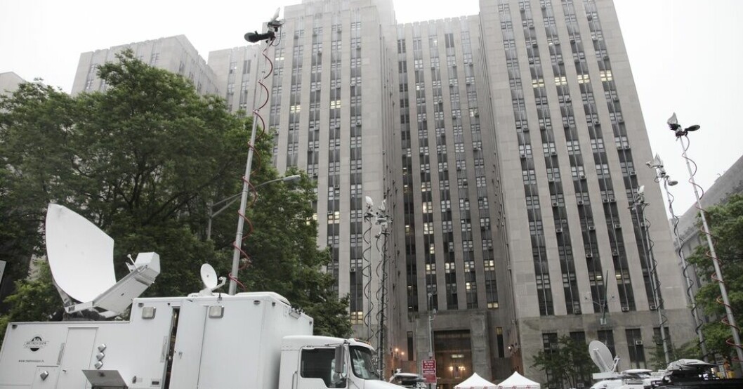 Manhattan Criminal Court där Donald Trump väntas behöva inställa sig om han åtalas för brott. Arkivbild. Mardröm för säkerheten om Trump grips