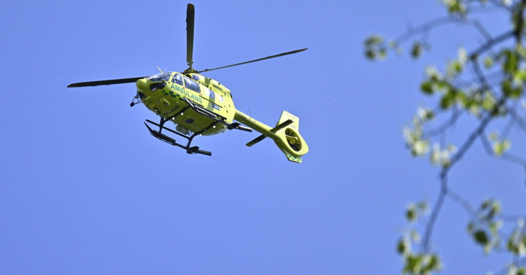 Mannen fördes till sjukhus med helikopter. Arkivbild. Man förd till sjukhus – befarad drunkning