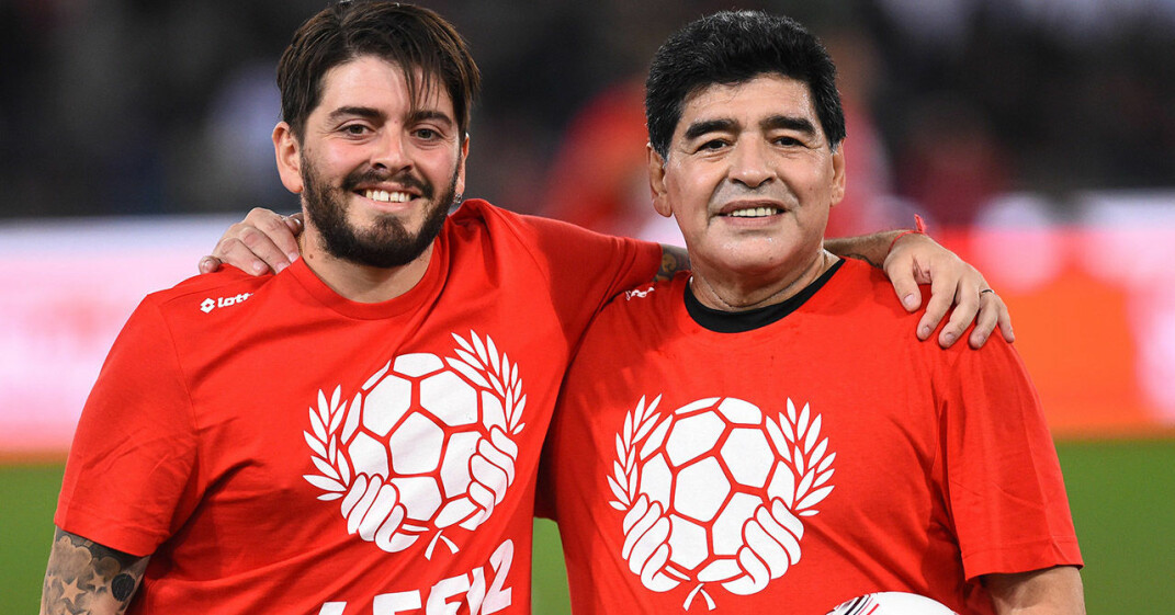 Maradona med sonen Diego 2016. Maradona med sonen Diego 2016.