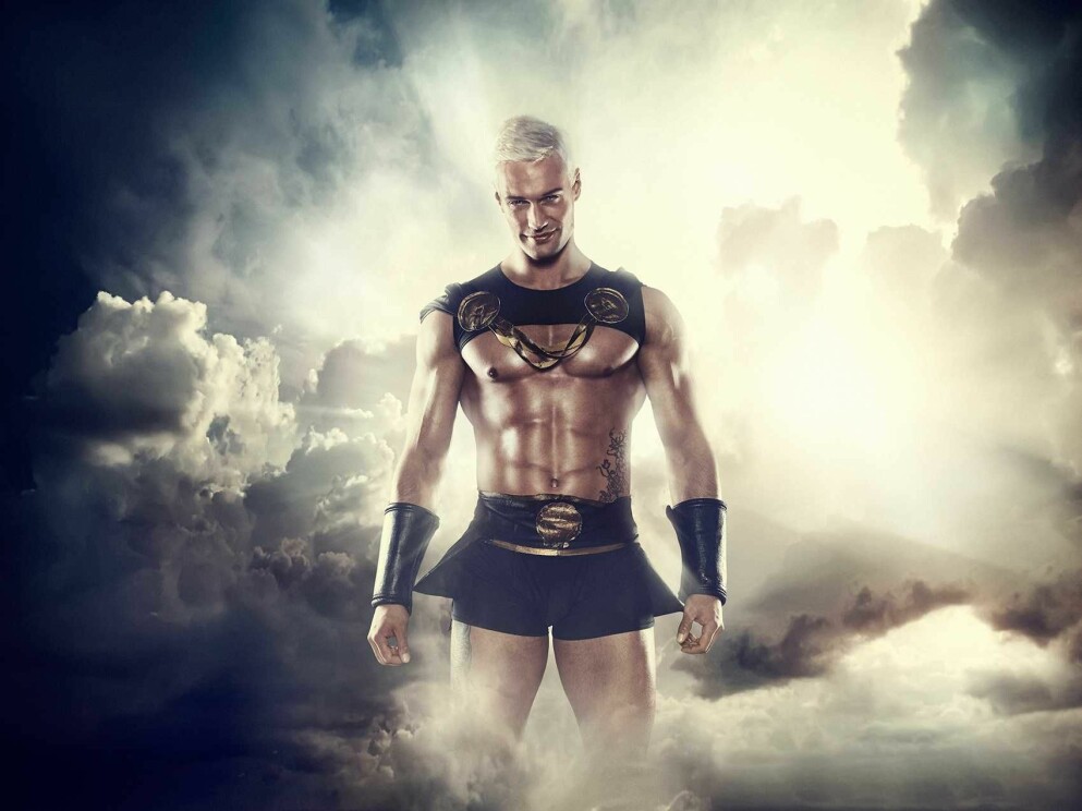 Marcus Olausson som Herkules i<span class=" italic" data-lab-italic_desktop="italic"> Gladiatorerna</span>. Marcus Olausson var Herkules i Gladiatorerna