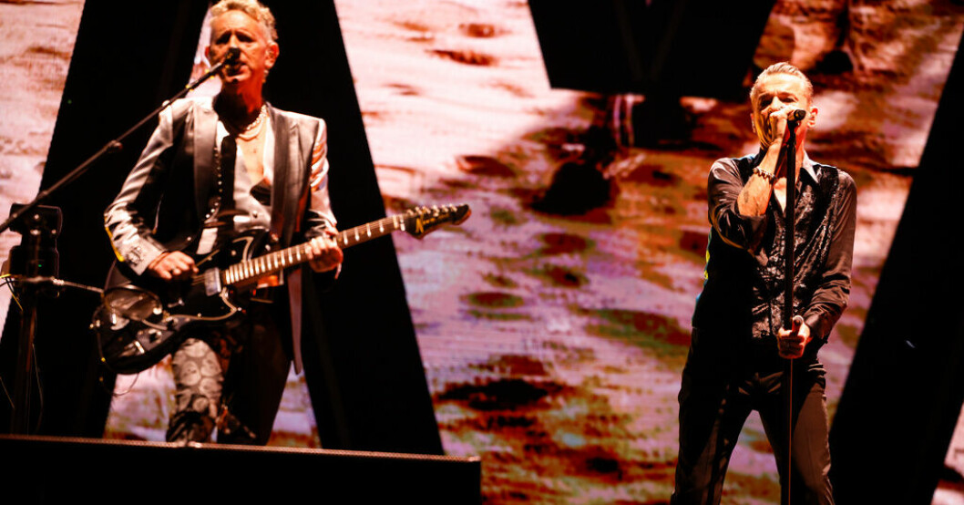 Depeche Mode hyllar bandmedlemmen Andy Fletcher
