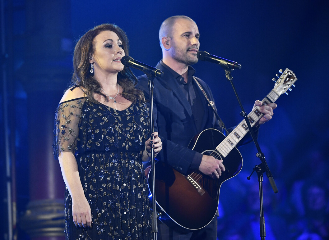 Martin Stenmarck och Hanna Hedlund sjöng tillsammans på Unicefs och TV4:s stora årliga insamlingsgala för världens barn 2018. Martin Stenmarck och Hanna Hedlund sjöng tillsammans på Unicefs och TV4:s stora årliga insamlingsgala för världens barn 2018.