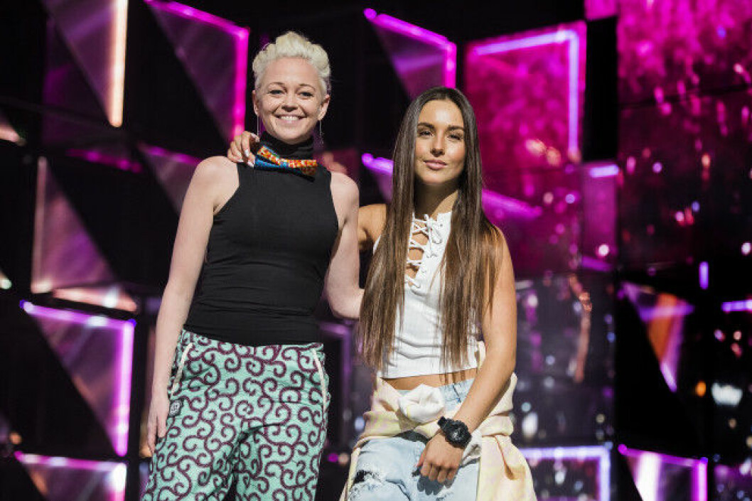 Saraha och Isa Tengblad tävlar mot varandra. Melodifestivalen, Schlagerfestivalen, Schlager-SM. Andra chansen i Halmstad. Repetitioner, Sara Larsson "SaRaha" och Isa Tengblad, sångare sverige,