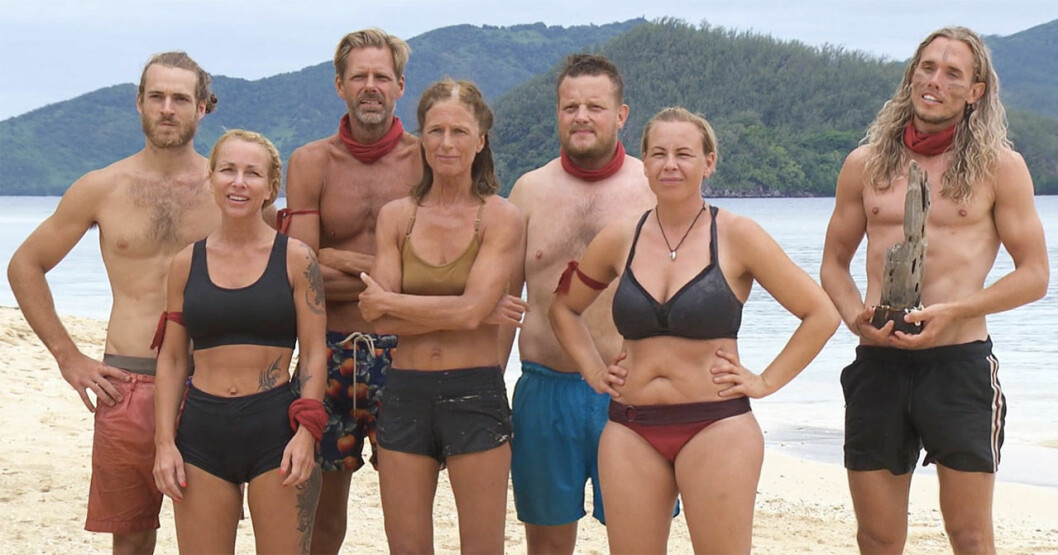 Michael med sina lagkamrater i Lag Syd. <strong>Foto: TV4</strong>. Cruise Ferreira, Nina Ekstrand, Mattias Ekstrand, Katarina Billman, Michael Björklund, Josefina Liljedahl och Fabian Thingwall i Robinson 2020.