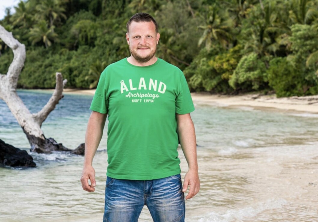 FOTO: TV4 Michael Björklund i Robinson 2020, grön tröja Åland