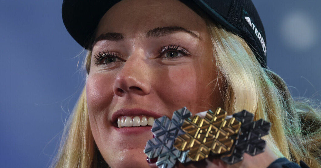 Mikaela Shiffrin med sina färska VM-medaljer. I helgen fortsätter hon jakten på Ingemar Stenmarks rekord på 86 segrar i den alpina världscupen. Arkivbild. Stenmark om Shiffrin: "Mycket bättre än jag var"