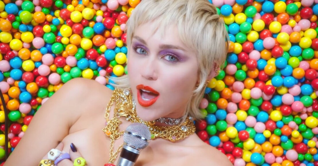 Miley hette egentligen Destiny Hope. Miley Cyrus