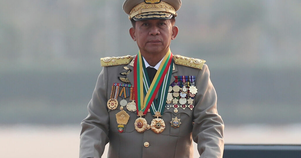 Militärjuntan i Myanmars högste ledare general Min Aung Hlaing. Arkivbild. Juntan i Myanmar benådar fångar