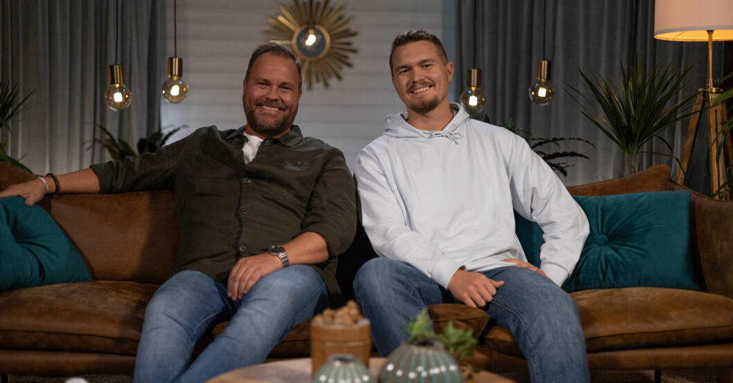 Jesper Andersson och sonen Oscar i programmet <span class=" italic" data-lab-italic_desktop="italic">Min mamma din pappa</span>. Jesper Andersson och sonen Oscar