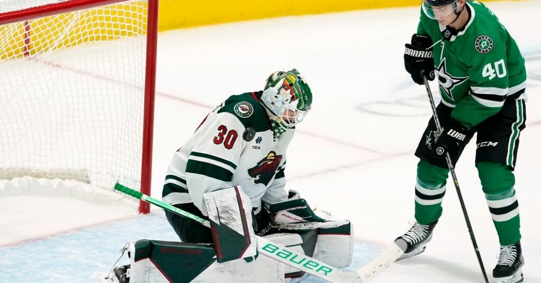 Minnesotas målvakt Jesper Wallstedt. Arkivbild. Ytterligare två svenska NHL-proffs klara för VM
