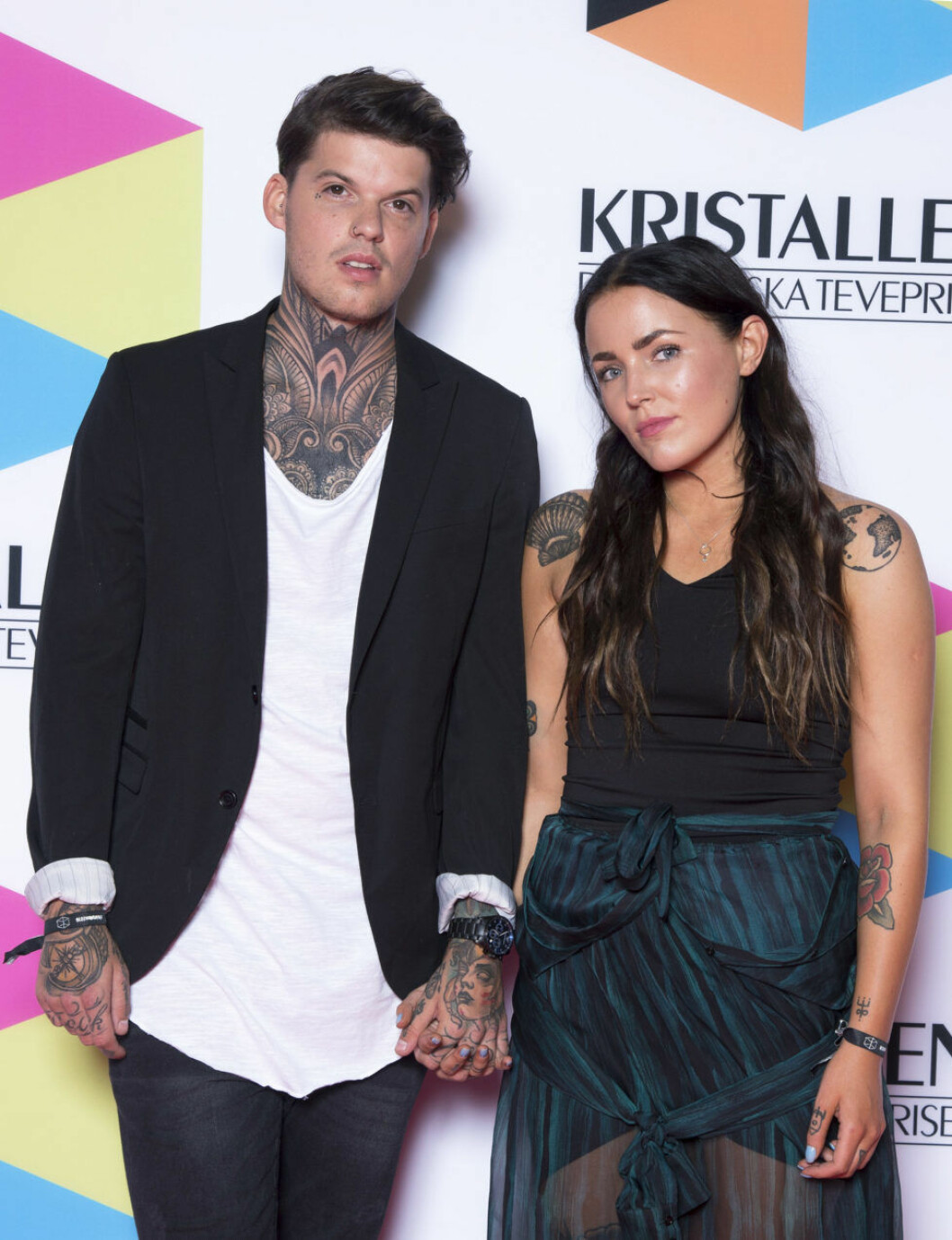 Miriam Bryant med expojkvännen, tyske rocktrummisen Tommy Hey. Båda är väldigt tatuerade.