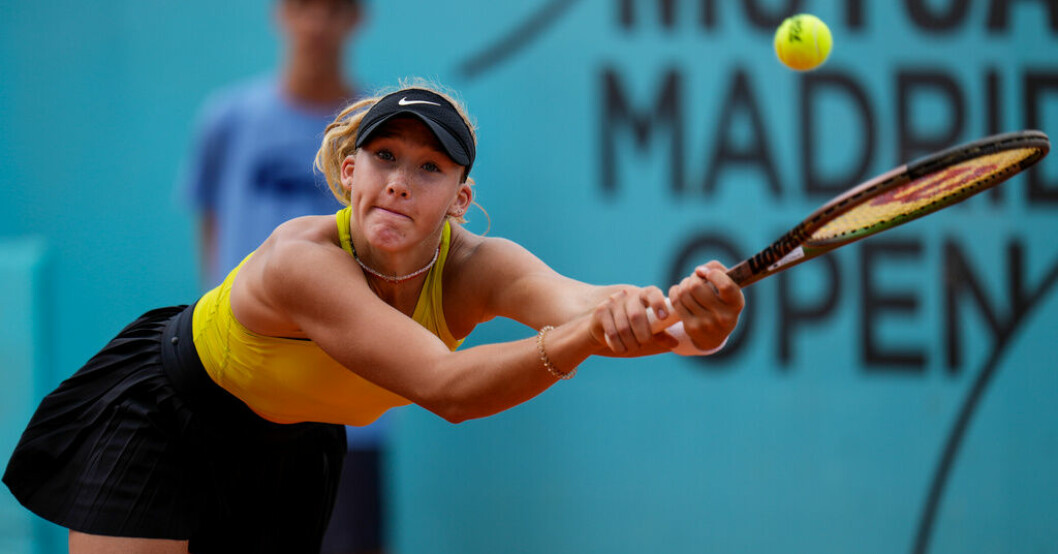 Mirra Andrejeva under Madrids WTA-turnering. Ryska supertalangen utslagen i Madrid