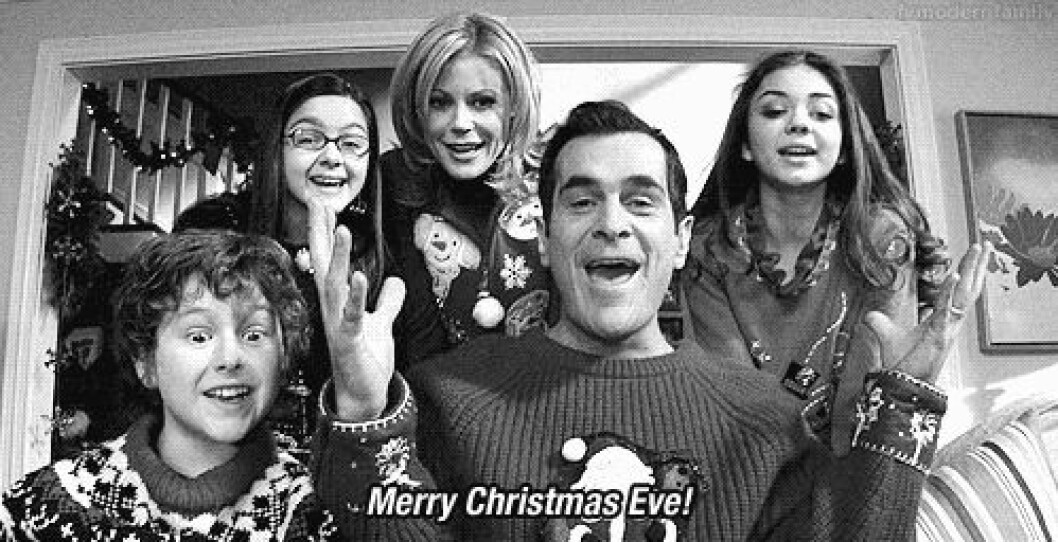 Källa: <a href="http://giphy.com/search/christmas-family" target="_blank">Giphy</a> modernfamily