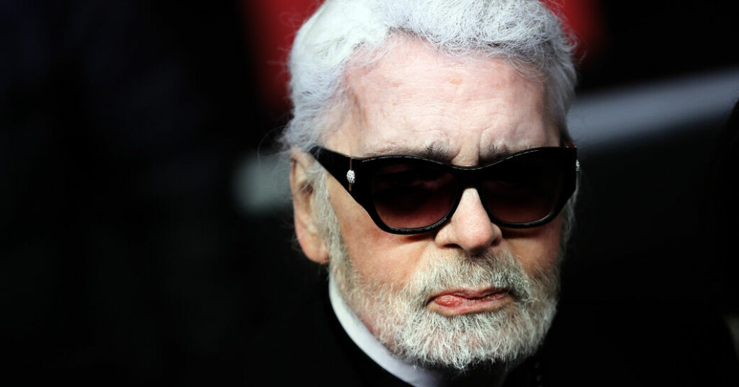 Modeskaparen Karl Lagerfelds liv ska filmas. Arkivbild från 2018. Brühl spelar Lagerfeld i ny serie