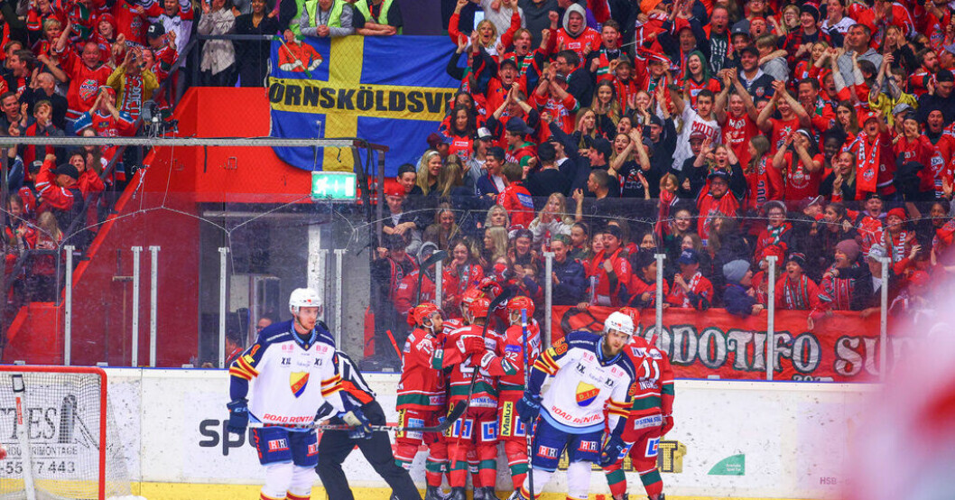 Modojubel efter seger i den sjunde och avgörande finalen mot Djurgården som betyder SHL-avancemang. Modos resa från fall till uppgång