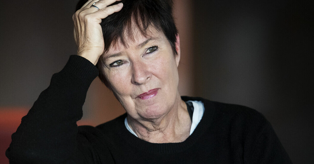 Tidigare Socialdemokrat-ledaren Mona Sahlin går ut och berättar om när hon misshandlades av sin ex-pojkvän.