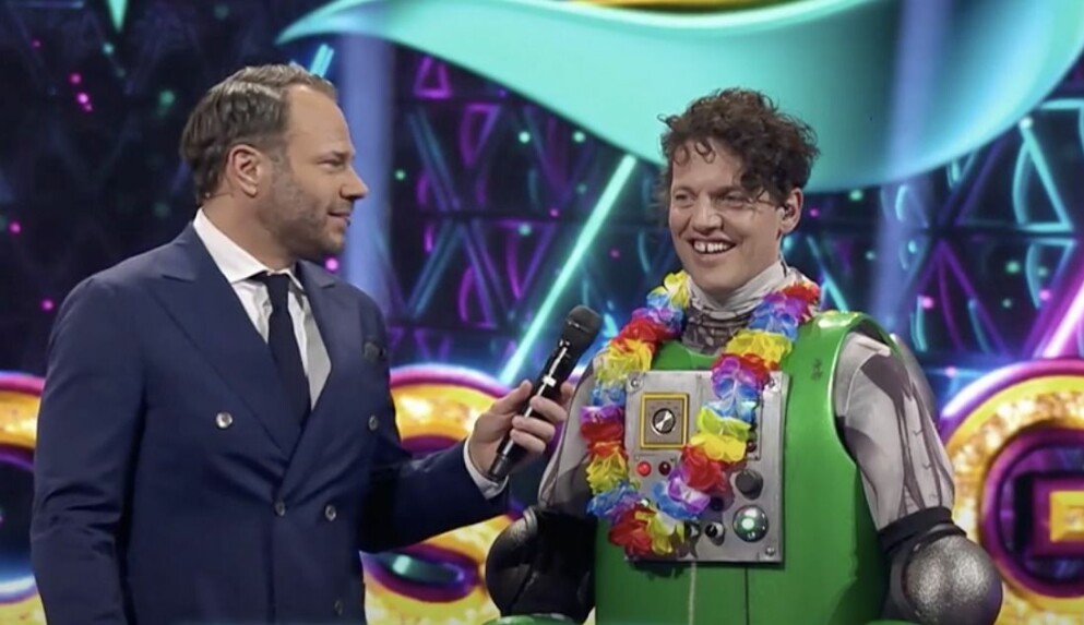 Nassim Al Fakir är Roboten i Masked Singer 2021