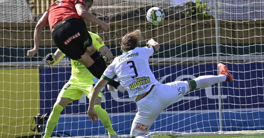 Nikola Vasic nickar in 2–0-målet för BP. Stockholms bästa fotbollslag vann igen