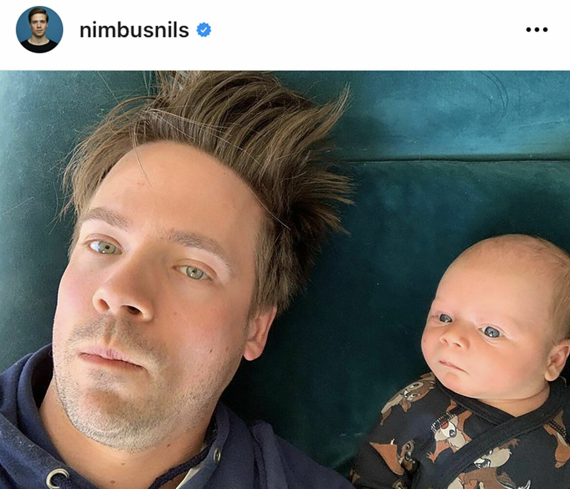 Väder-Nils och sonen Pelle. Nils Holmqvist och sonen Pelle.