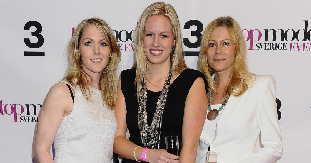Nina Gunke med döttrarna Niki och Moa Gunke 2013. Niki Gunke, Moa Gunke och Nina Gunke på Topmodel Sverige event 2013.