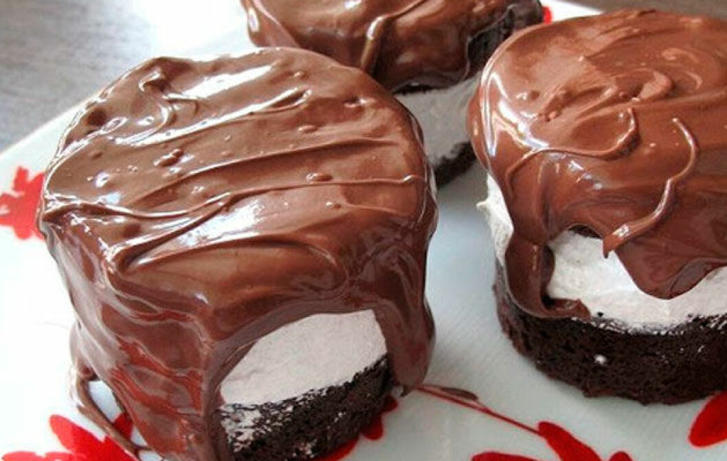 Källa: <a href="http://foodivakitchen.blogspot.se/2011/11/nutella-ding-dong-cake.html" target="_blank">foodivakitchen.blogspot.se</a> nutella_mat_recept_06