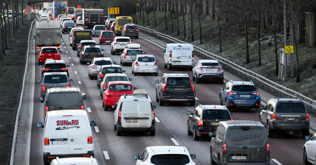 Trendbrott: Färre bilar på svenska vägar