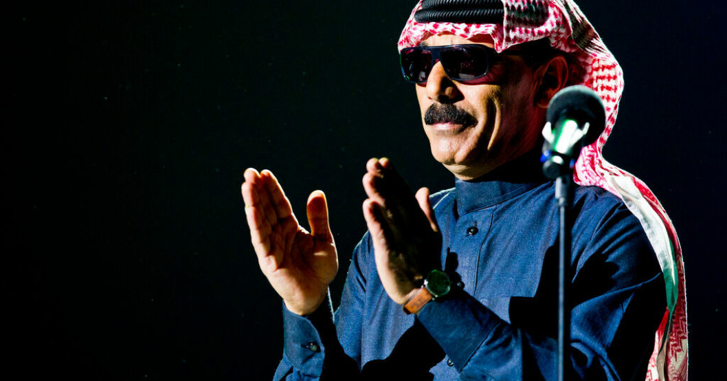 Omar Souleyman på scenen i Oslo. Arkivbild. Omar Souleyman till Stockholm