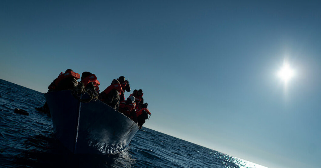 Omkring 30 migranter saknas i samband med ett räddningsförsök av en båt utanför Libyens kust. Arkivbild. Kring 30 migranter saknas efter räddningsförsök
