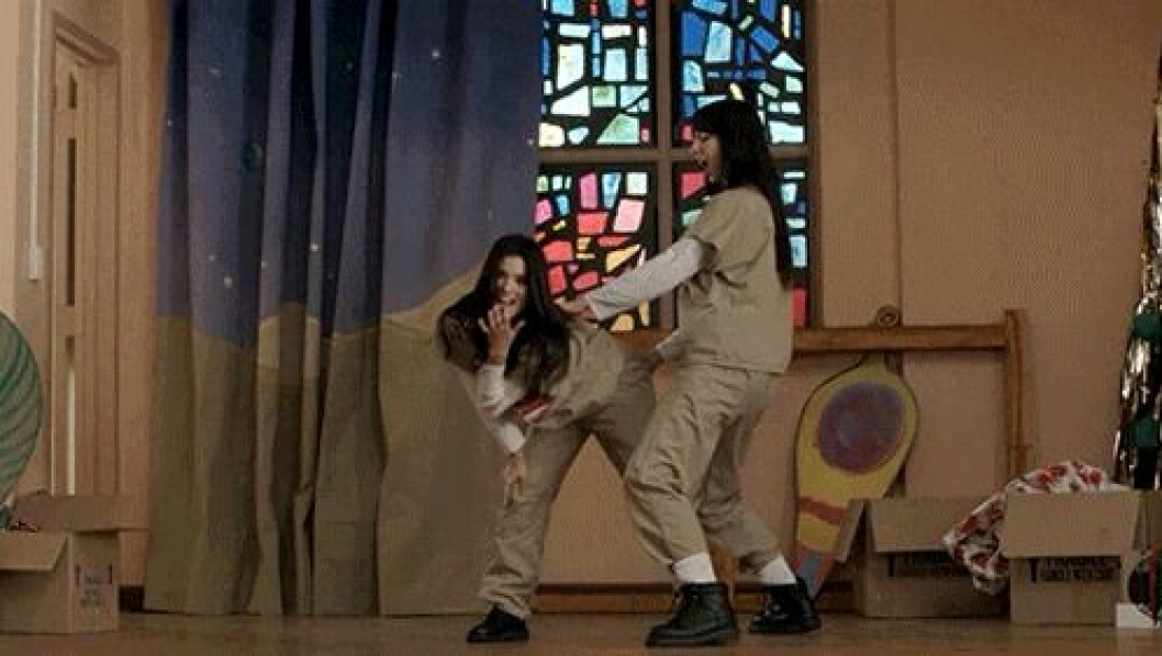 Via: <a href="http://giphy.com/gifs/orange-is-the-new-black-dancing-RuPcNlewKHSj6">Giphy</a> ORange555