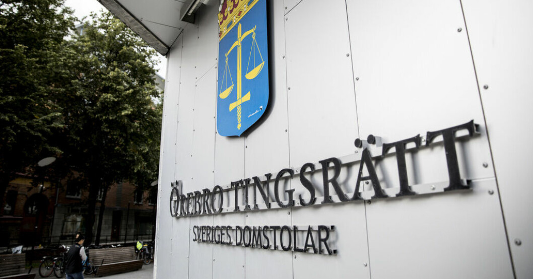 Örebro tingsrätt. Arkivbild. Chefer för vägföretag får fängelse för mutbrott