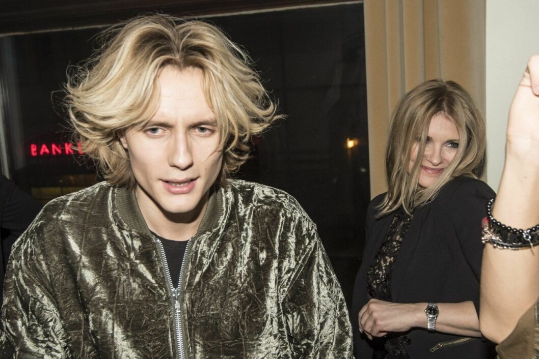 Oscar Enestad och Cecilia Dahlbom har fått försvara sin kärlek många gånger. Här syns de på en av Melodifestivalens efterfester.