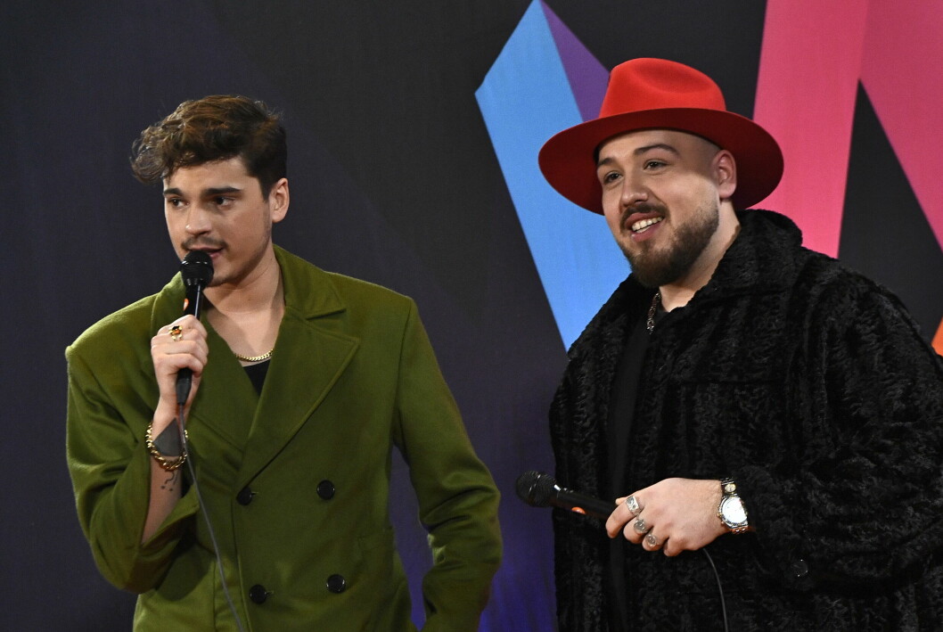 Oscar Zia och kompisen Anis Don Demina gjorde programledardebut i en deltävling av <span class=" italic" data-lab-italic_desktop="italic">Melodifestivalen</span> 2021. Oscar Zia och kompisen Anis Don Demina gjorde programledardebut i en deltävling av Melodifestivalen 2021.
