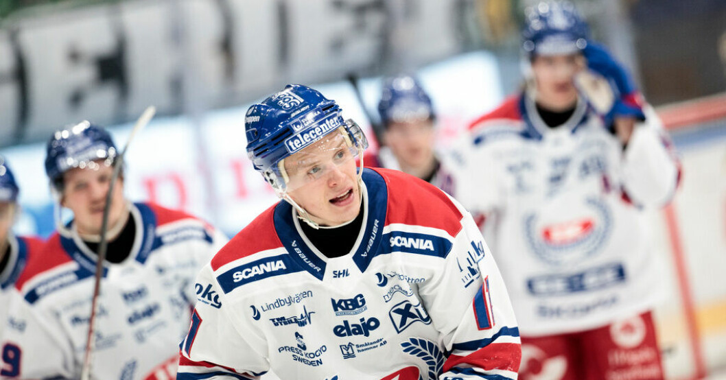 Oskarshamn Antti Suomela är klar för schweiziska Lausanne – trots att säsongen fortfarande pågår i Sverige. Arkivbild. Sportchefen om Suomela: "Påverkar inte spelarna"